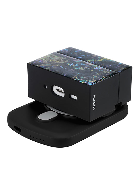 Black MagSafe Battery Pack (Works with MagSafe Cases Only)